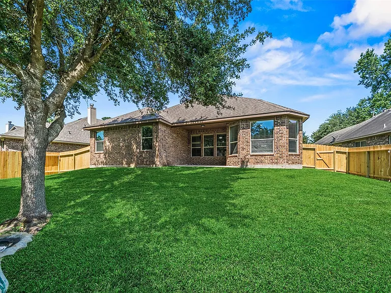 2406 Winter Trail Dr — Photo 31