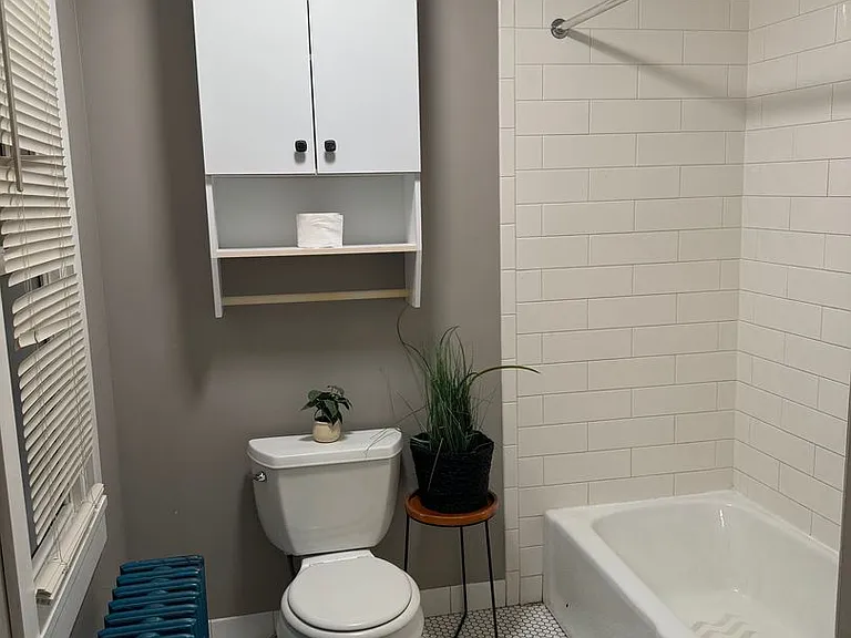 2630 Grand St NE — Photo 12