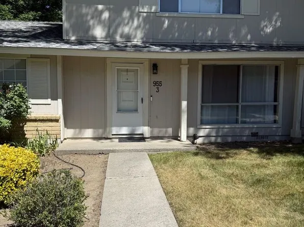955 Cherry Tree Dr APT 3, Sparks, NV 89434