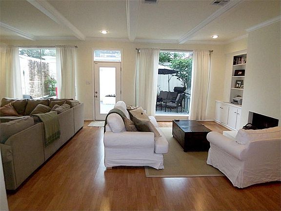 5th image of 7503 Chevy Chase Dr