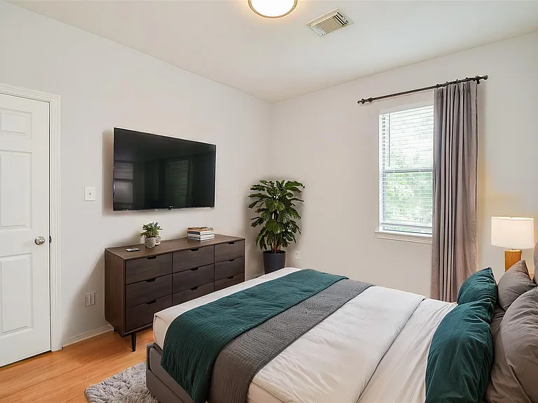 3911 Fallsbrook Ct — Photo 25