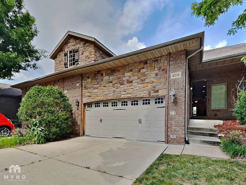 4216 S Kimbrough Ave