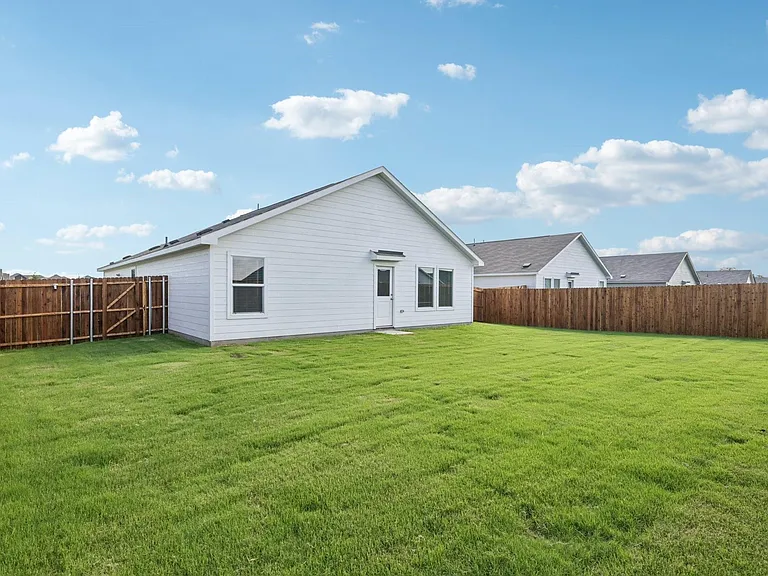 1629 Lercara Ln — Photo 31