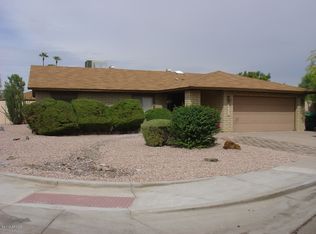 2225 S Noche De Paz Cir, Mesa, AZ 85202