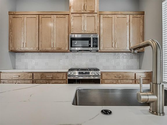2nd image of 11329 N Blackwelder Ave