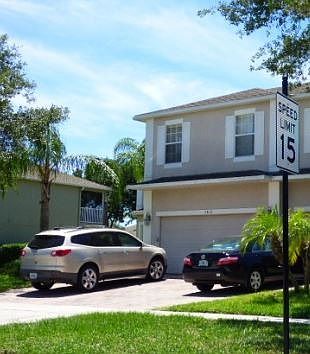 3rd image of 3812 Breckinridge Ln