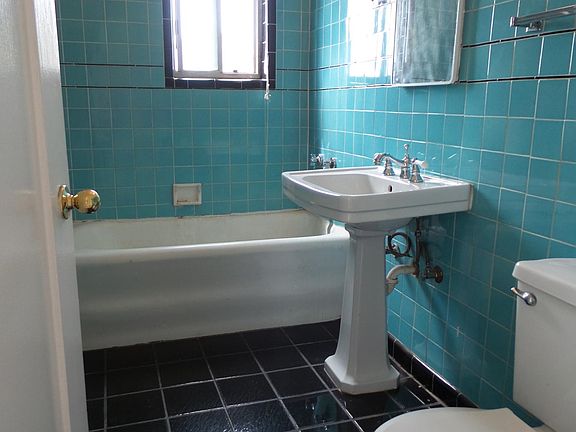 4th image of 2116 C St APT 5