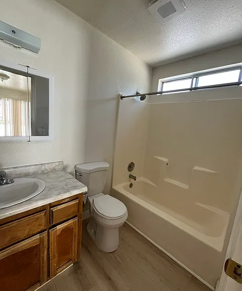 6420 Nacimiento Ave #5 — Photo 9