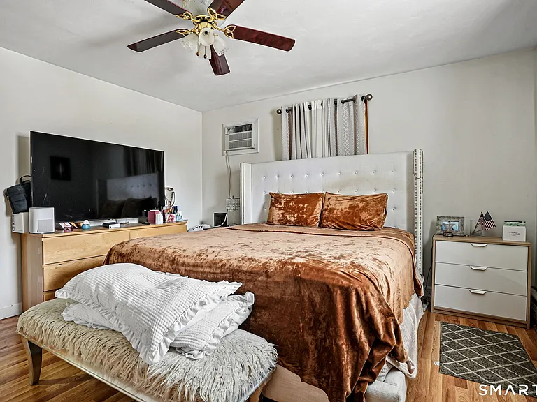 7 Newport Dr — Photo 18