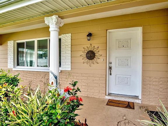 4th image of 10277 Naranja St