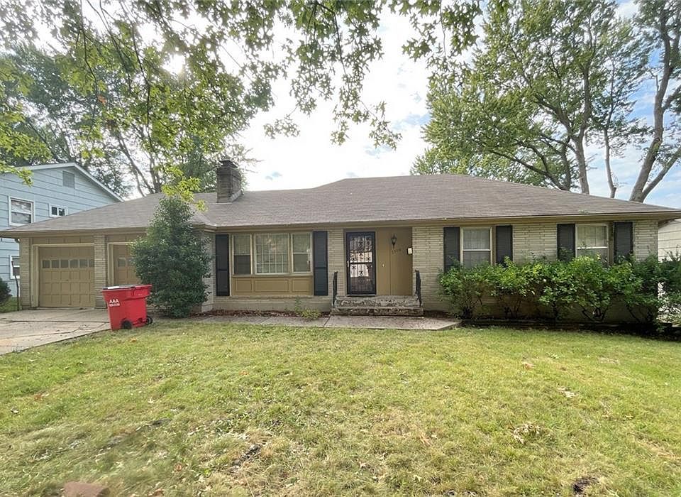 1st image of 7300 Willow Ave