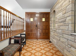 1545 Prince Of Wales Dr, Ottawa, ON K2C 1N9