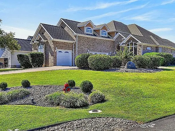 100 Lookout Rdg, Cedar Pt, NC 28584