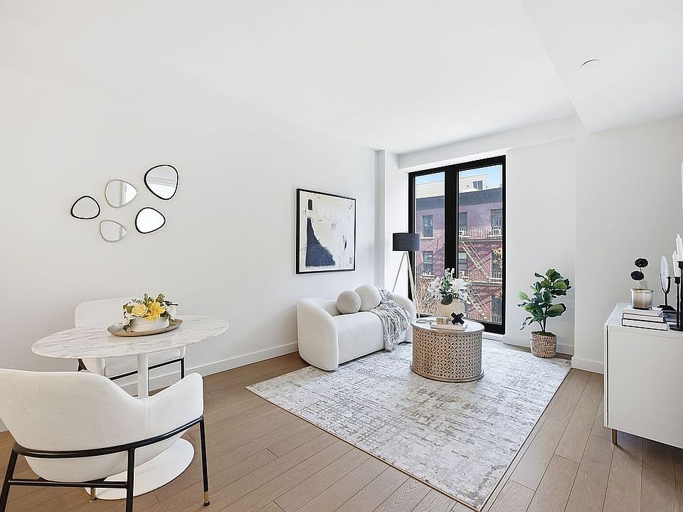 1st image of 500 W 45th St #307