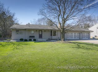3945 Benjamin Ave NE, Grand Rapids, MI 49525