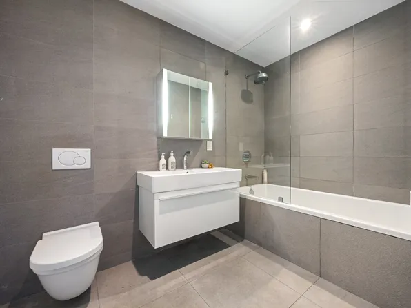 115 Norfolk Street image 13 of 17