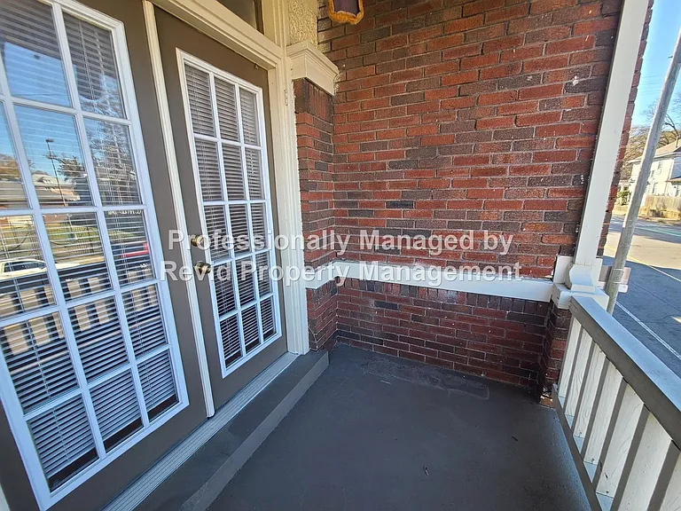 1353 Vance Ave — Photo 31
