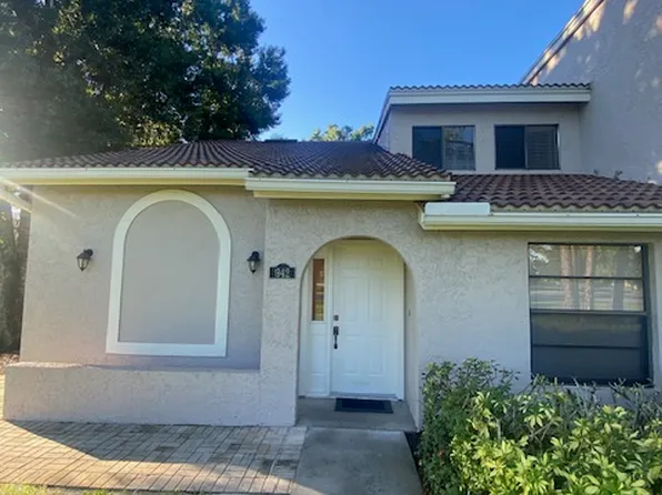 942 Augusta Blvd, Naples, FL 34113