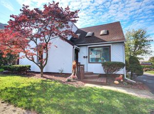 1958 S 5th St, Allentown, PA 18103