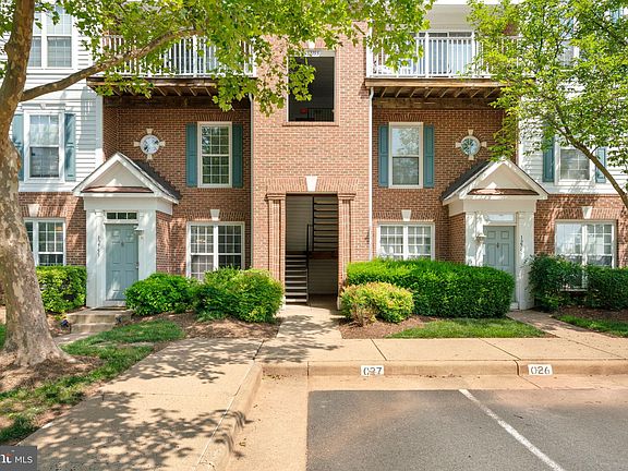 3rd image of 12755 Fair Crest Ct APT 304