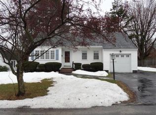 26 Albion St, Methuen, MA 01844