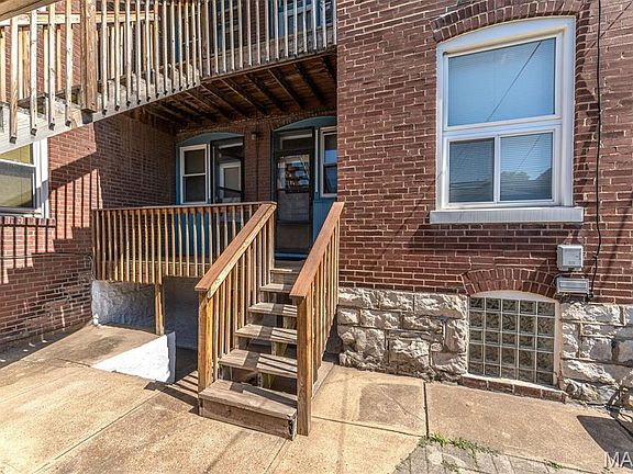 3rd image of 3916-3918 Flad Ave