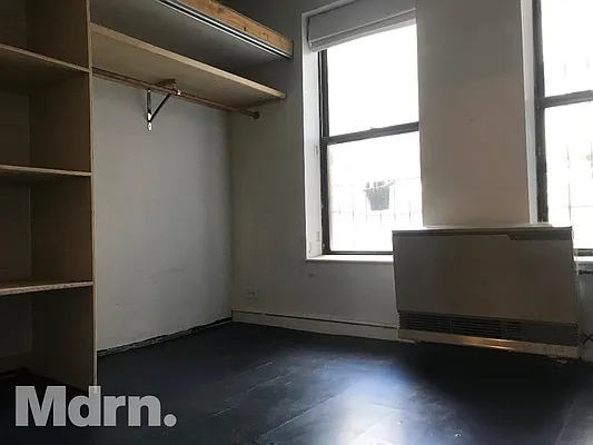 Rented by Mdrn Residential | media 4