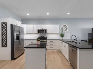 711 3rd St, Columbus, NE 68601