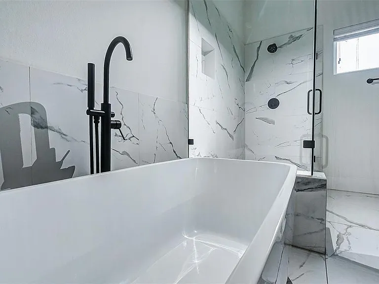 2407 Anita St #B — Photo 39