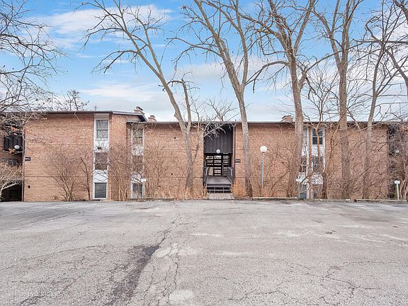 2nd image of 5516 E Lake Dr #92-C