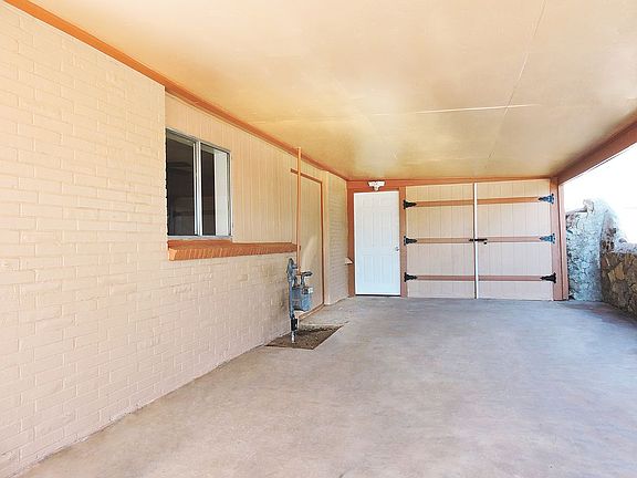 2nd image of 10433 Omega Cir