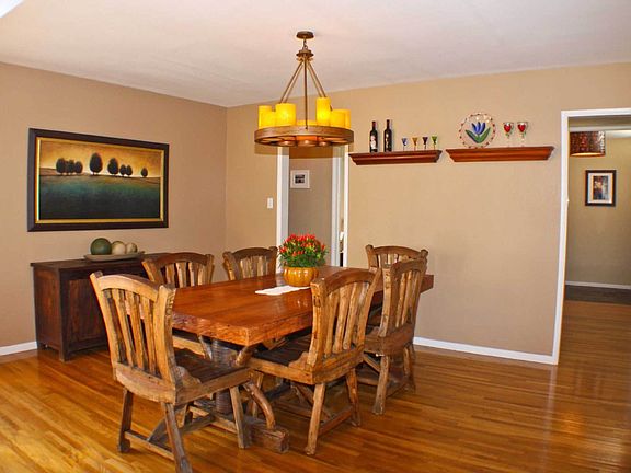 5th image of 7206 W 88th Pl