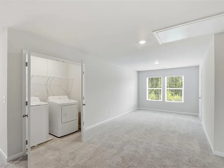 54 Umber Ln — Photo 32