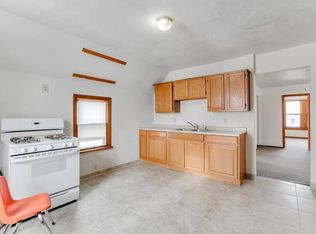 818 Edmund Ave #2, Saint Paul, MN 55104