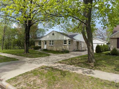 703 North WASHINGTON STREET, De Pere, WI, 54115