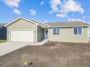 322 NE Driftwood St, Elkhart, IA 50073