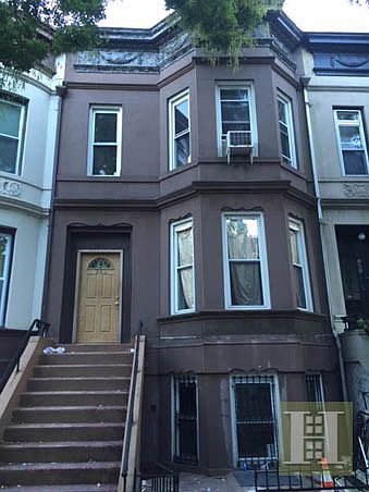 1st image of 852 Lincoln Pl