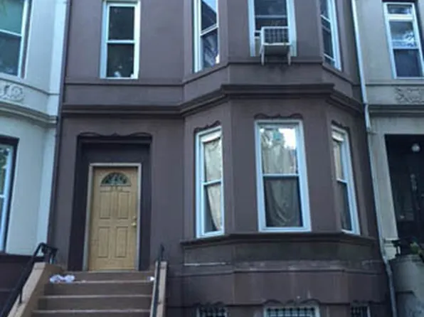 852 Lincoln Pl, Brooklyn, NY 11216