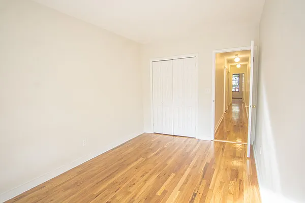 Rented by Vespa Properties Group | media 29