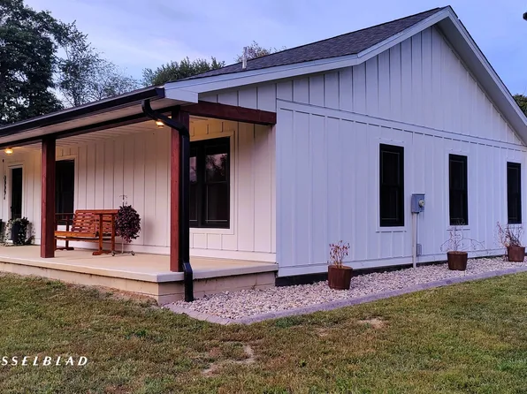 3646 W County Road 1100 S, Westport, IN 47283
