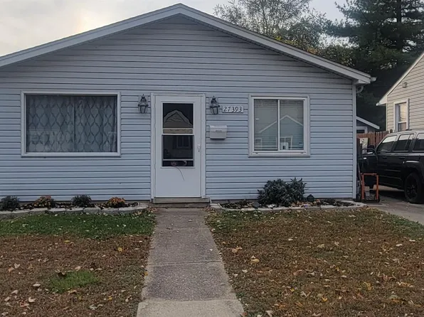 27393 Palmer Blvd, Madison Heights, MI 48071