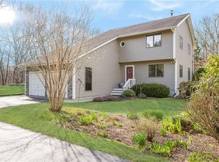 110 Brook Farm Rd N, South Kingstown, RI 02879