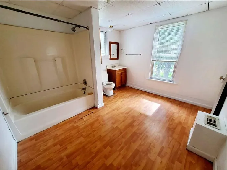 85 Church St #1 — Photo 9