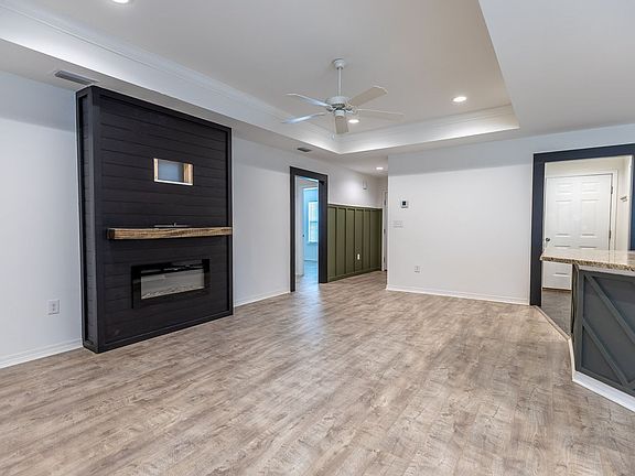 5th image of 22973 Lance Dr