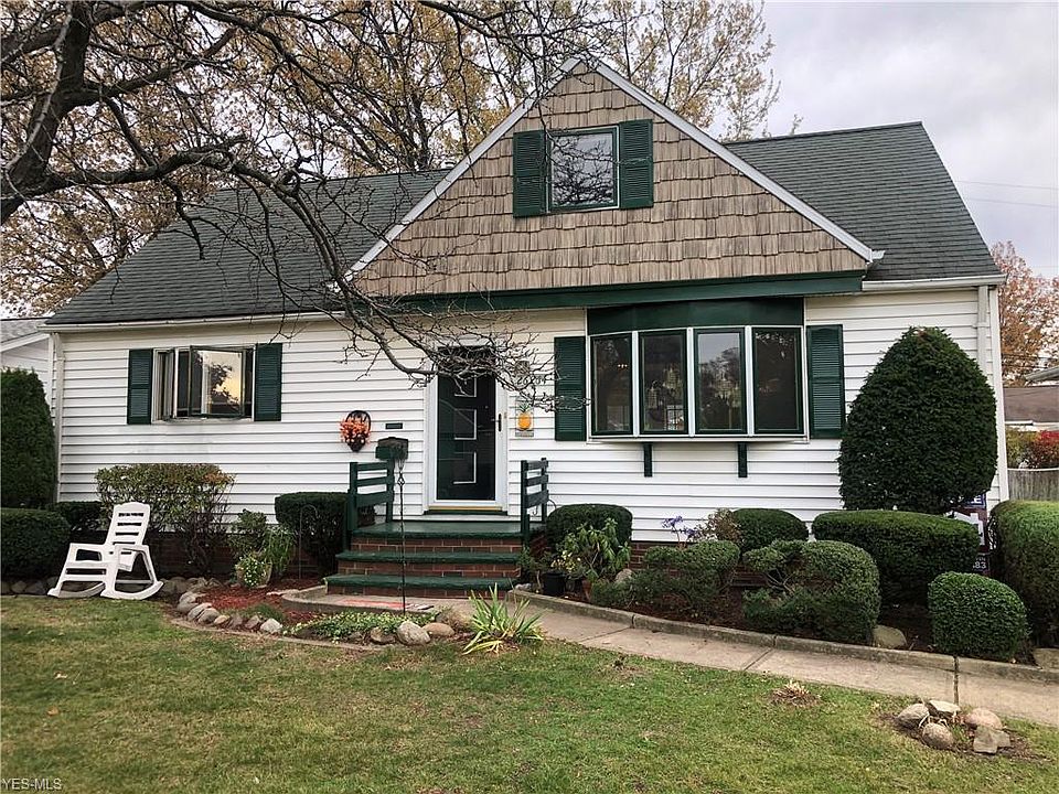 1st image of 26264 Aaron Ave