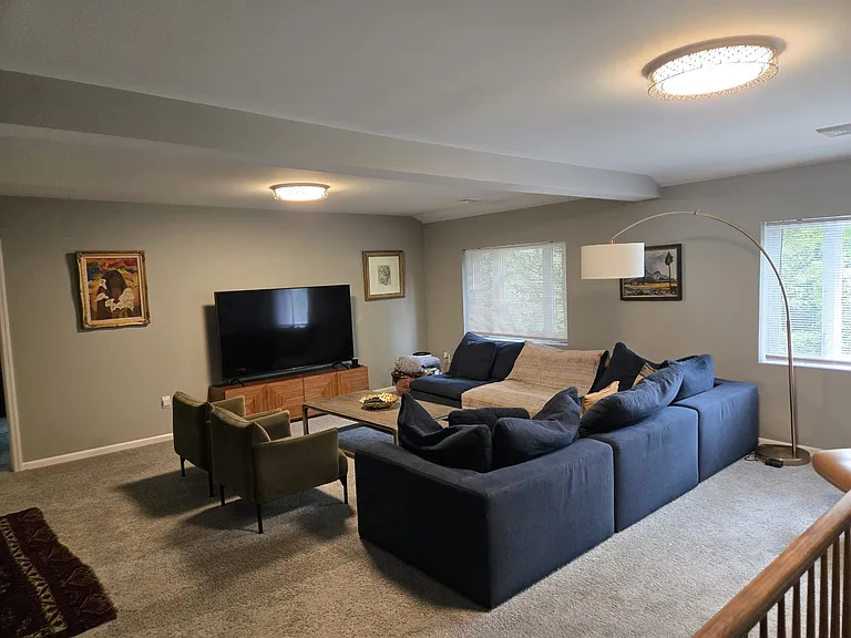 63 Van Dyke Rd #A — Photo 5