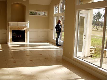 Great views: http://www.hippster.com/photos/6LeisureLane/index.htm