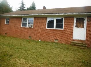 178 Baker Shepherd Dr, West Jefferson, NC 28694
