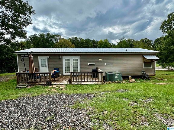 4th image of 190 Woodland Dr