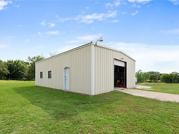 2nd image of 330 Jost Ln